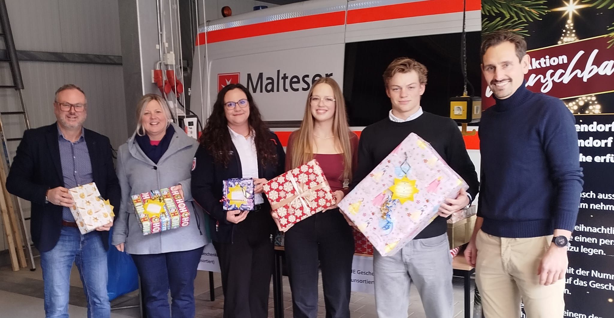 Übergabe der Geschenke